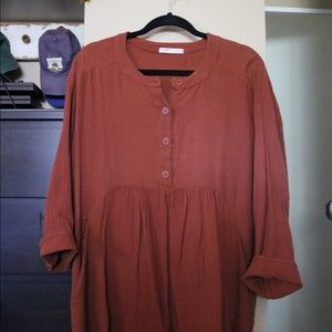 Knee length tunic, size S